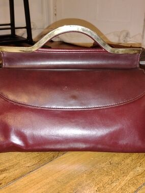 Source Unknown Burgundy Leather Top-Handle Satchel with Gold Trim